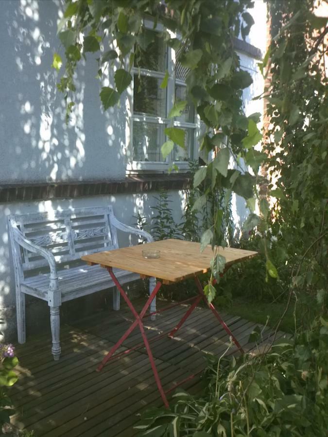 Ferienwohnungen Hebbel Husum  Exterior foto